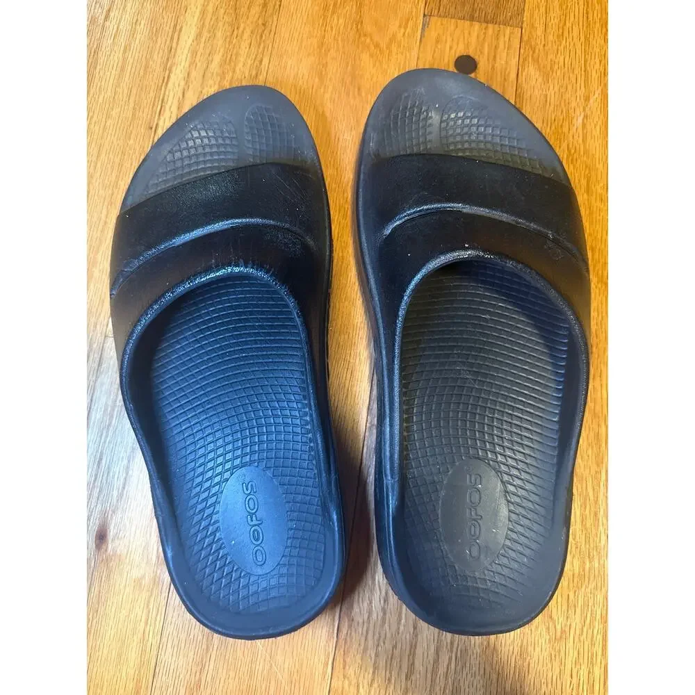OOFOS OOahh Recovery Slides Black Women’s 8 Men’s 6 EU 39 Sandals